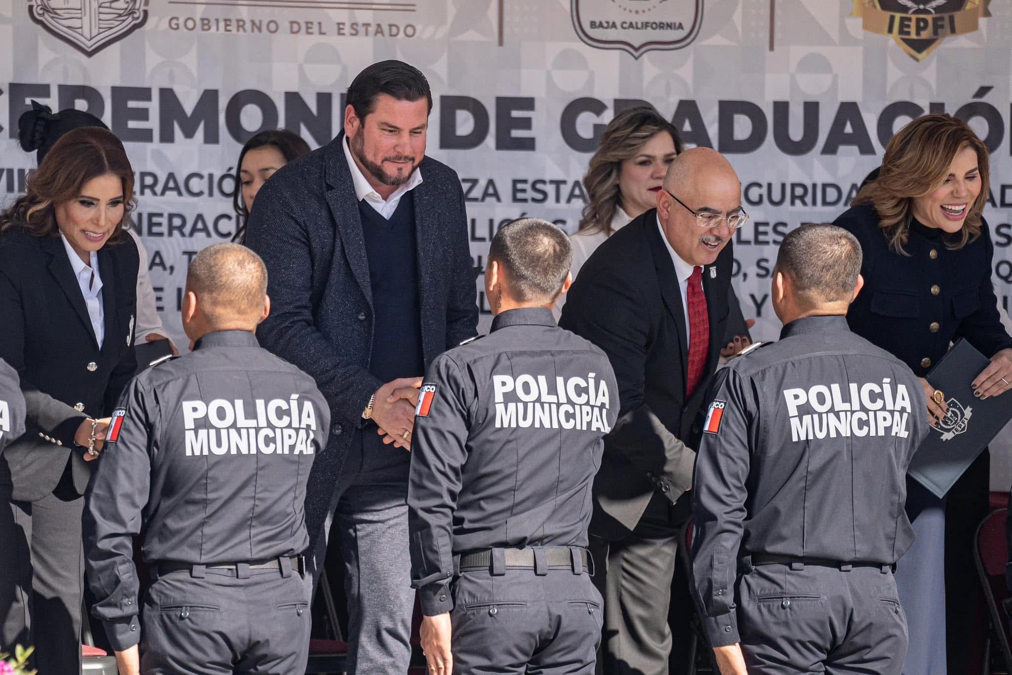 Graduación de Cadetes Refuerza la Seguridad en Baja California